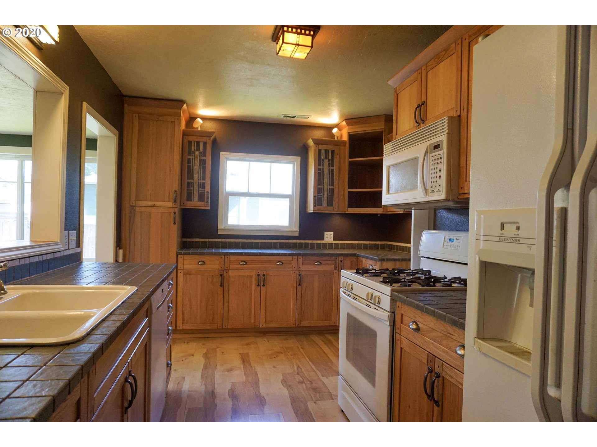 1166 Water Street Springfield, OR 97477 - Photo 16 of 31
