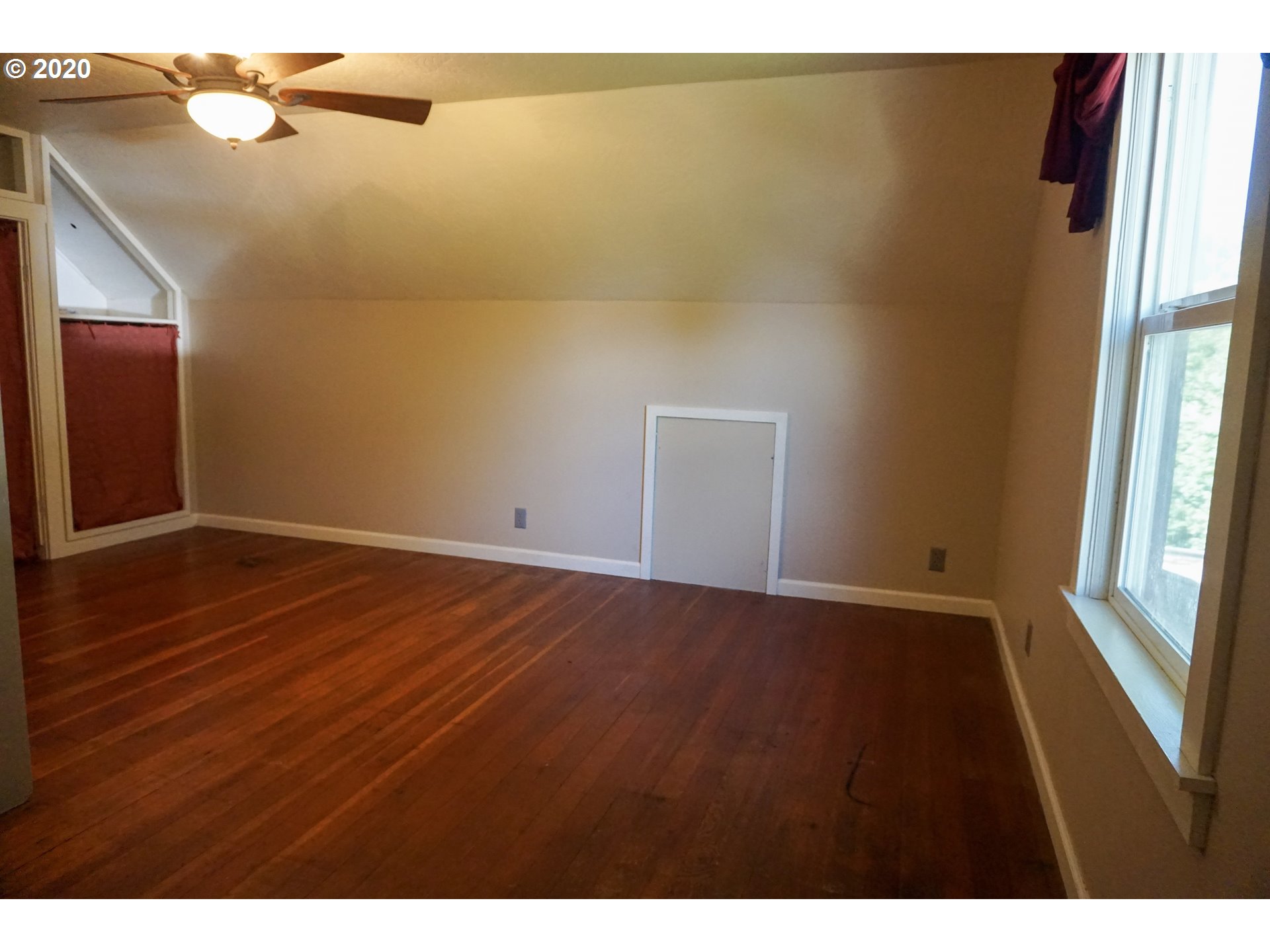 1166 Water Street Springfield, OR 97477 - Photo 24 of 31