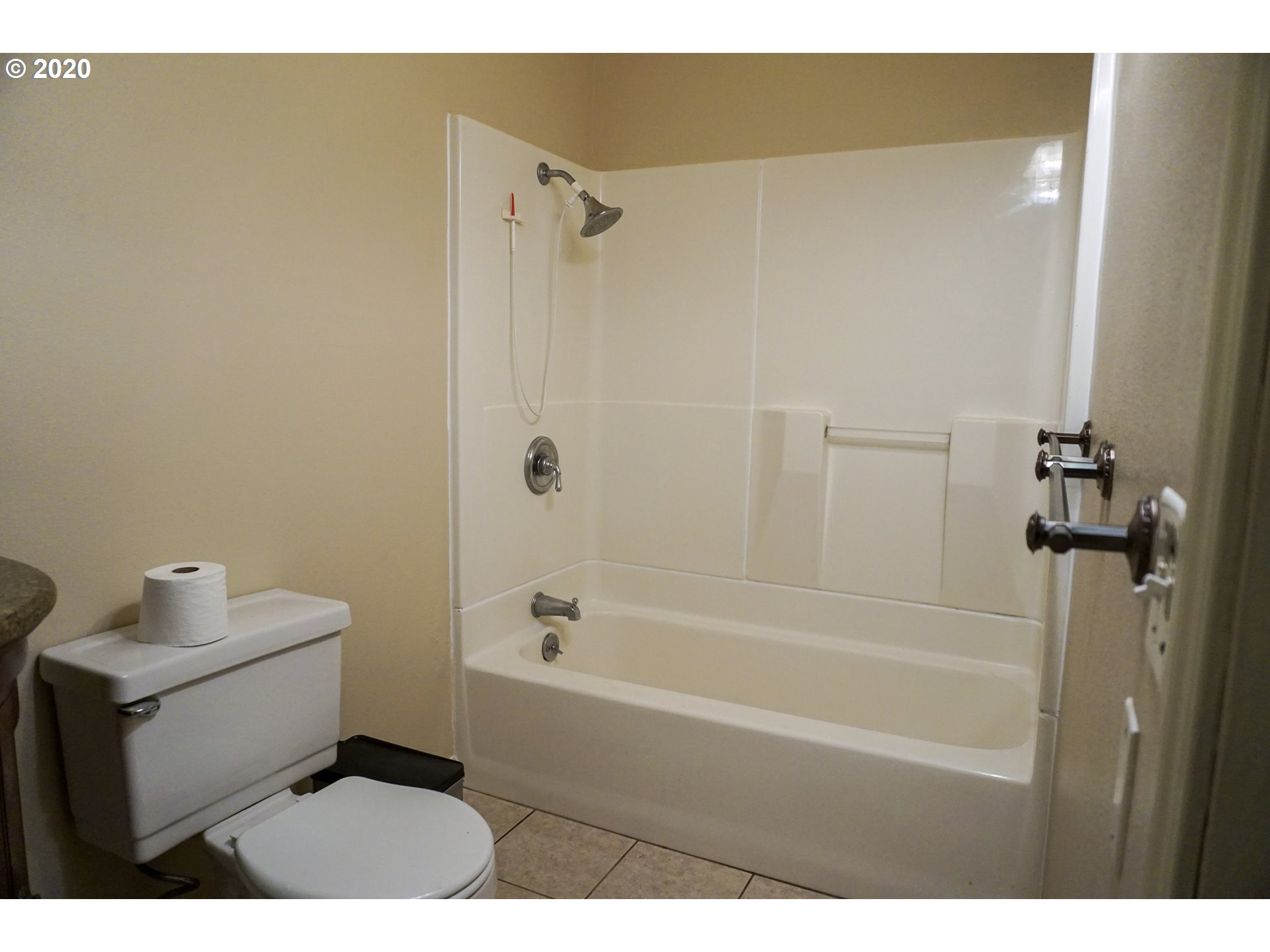 1166 Water Street Springfield, OR 97477 - Photo 27 of 31