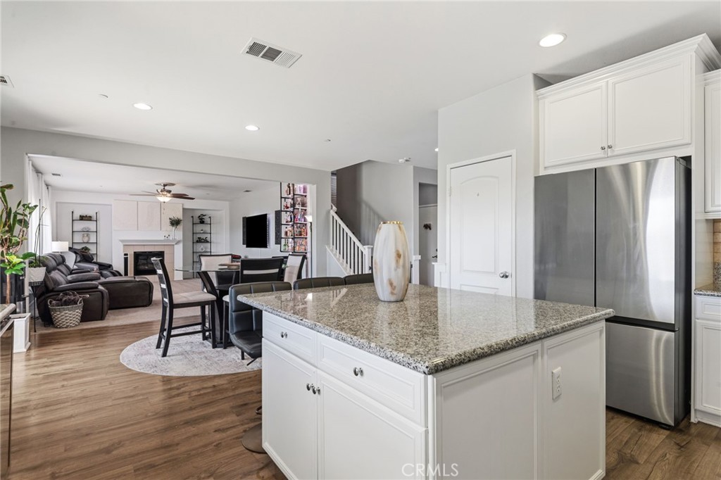 31769 Rouge Lane Menifee, CA 92584 - Photo 11 of 44