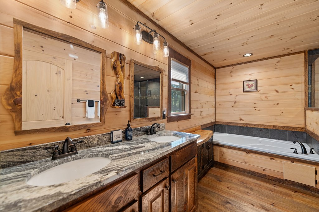 588 Bell Camp Ridge Road Blue Ridge, GA 30513 - Photo 17 of 29