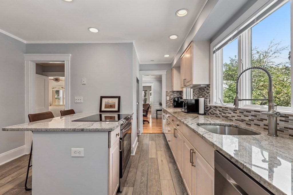 69-71 Carleton Road Belmont, MA 02478 - Photo 10 of 40 Gallery Image 10