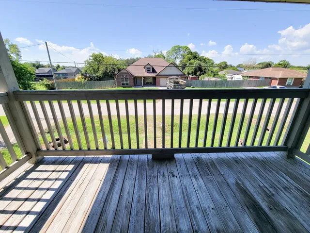 $850 | 711 Ave A, Unit 4, La Marque, TX 77568