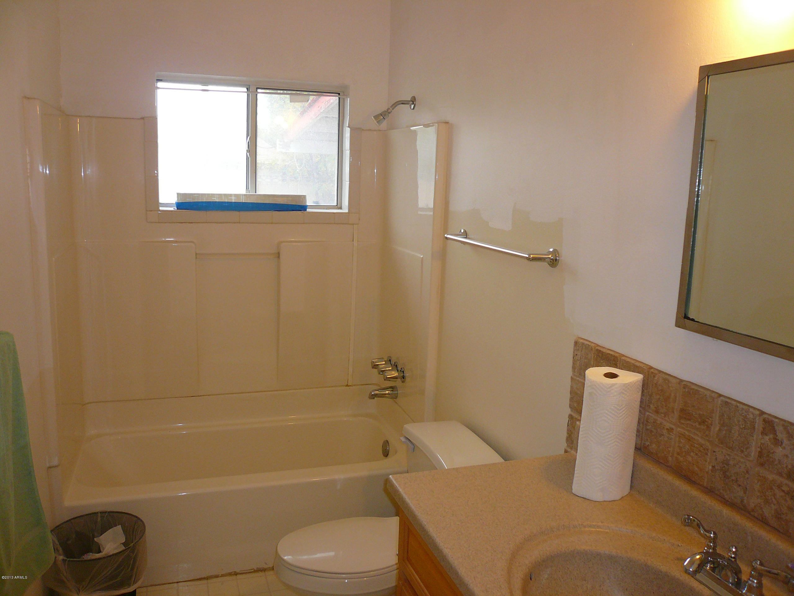 3302 North 44th Street Phoenix, AZ 85018 - Photo 27 of 30 Bathroom4