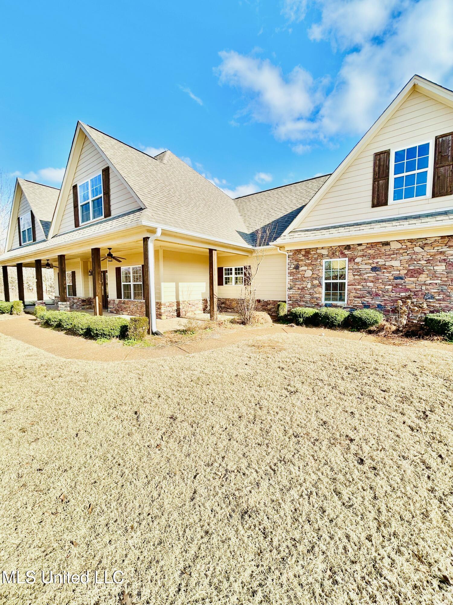 11887 Ingrams Mill Road Byhalia, MS 38611 - Photo 1 of 56 IMG_E5161