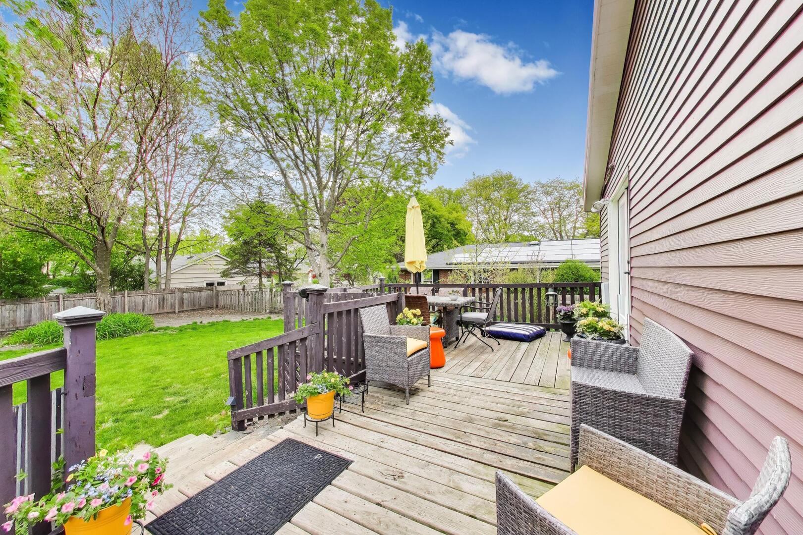 310 West Kirchhoff Road Arlington Heights, IL 60005 - Photo 22 of 31