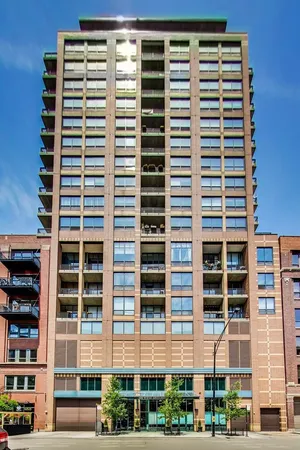 $4,195 | 400 West Ontario Street, Unit 1206, Chicago, IL 60654