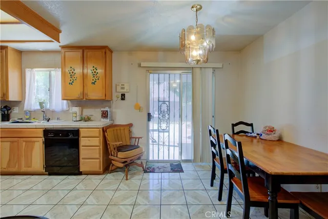 $360,000 | 2064 Glenmoor Place, Livingston, CA 95334