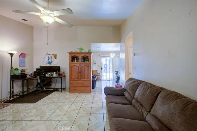 $360,000 | 2064 Glenmoor Place, Livingston, CA 95334