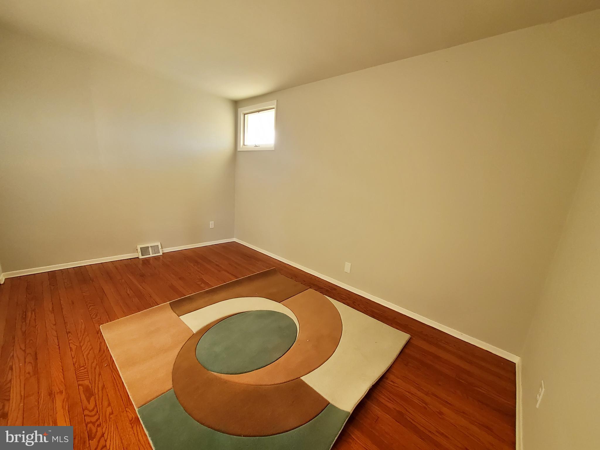 916 Thornton Road Horsham, PA 19044 - Photo 14 of 38 Bedroom 3