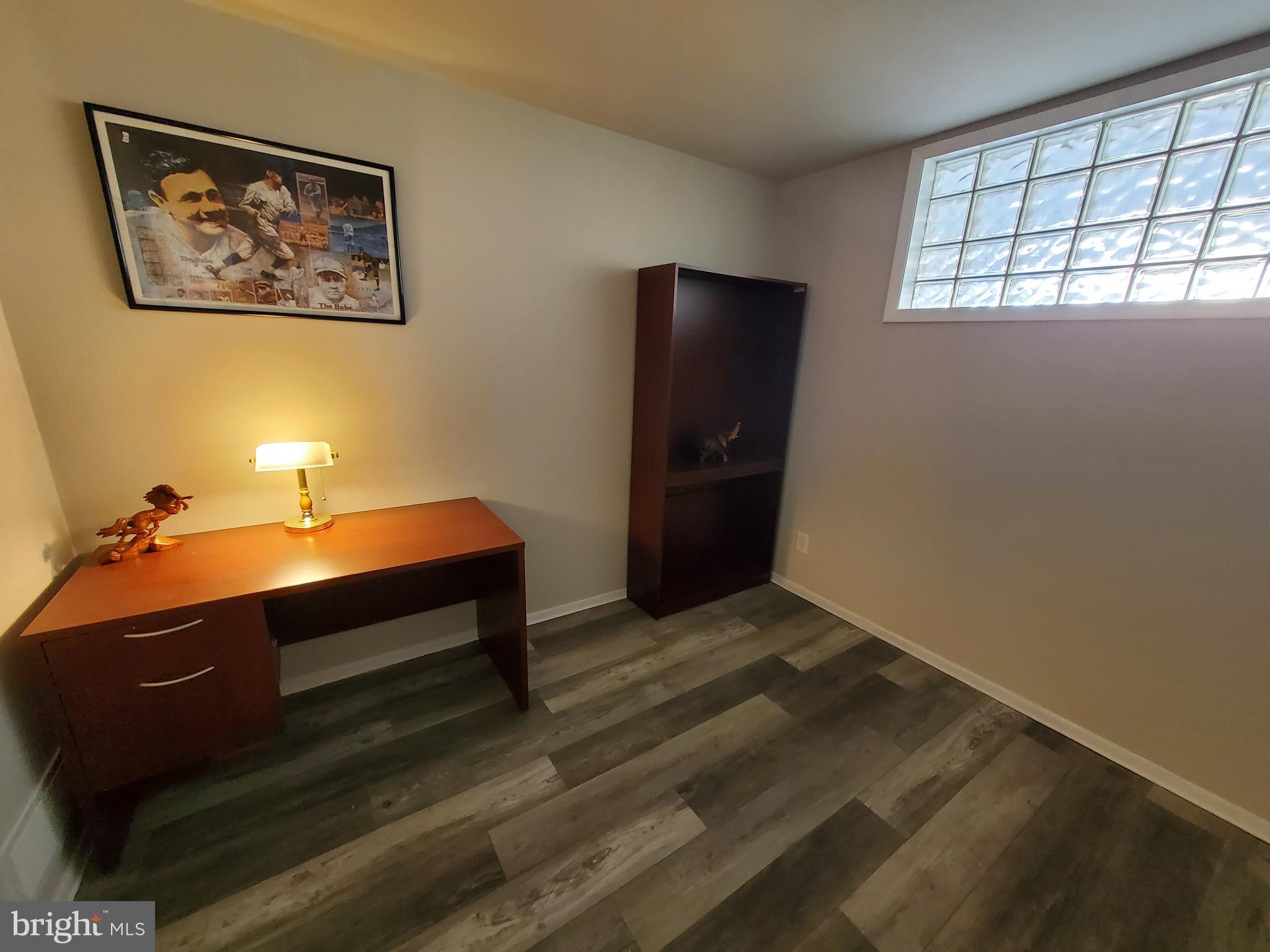 916 Thornton Road Horsham, PA 19044 - Photo 15 of 38 Den/Office