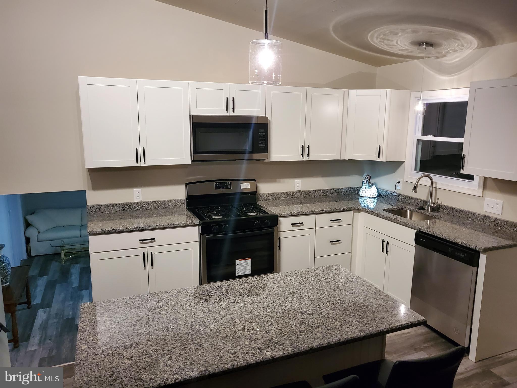 916 Thornton Road Horsham, PA 19044 - Photo 20 of 38 Kitchen
