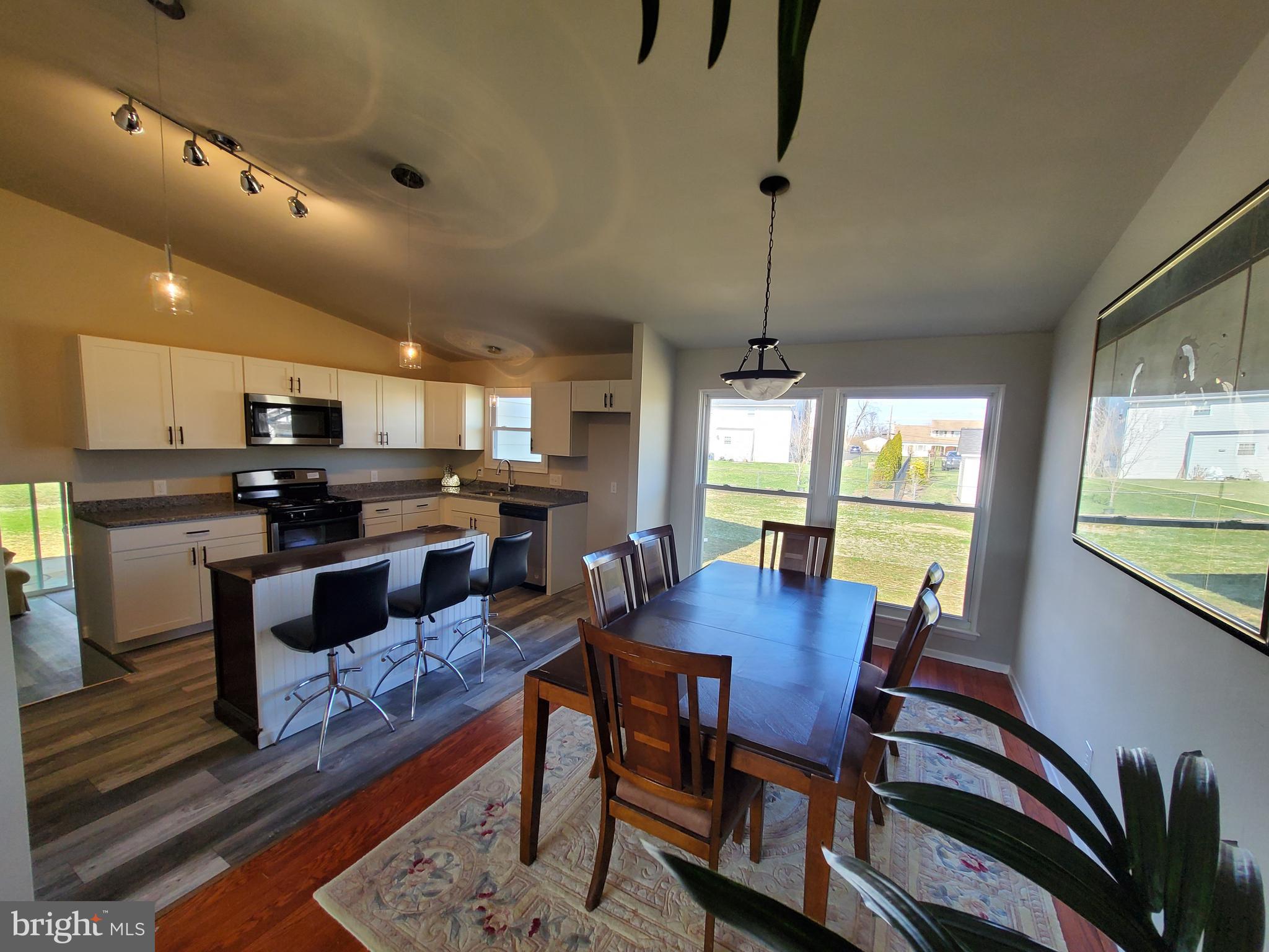 916 Thornton Road Horsham, PA 19044 - Photo 21 of 38 D/R and Kitchen