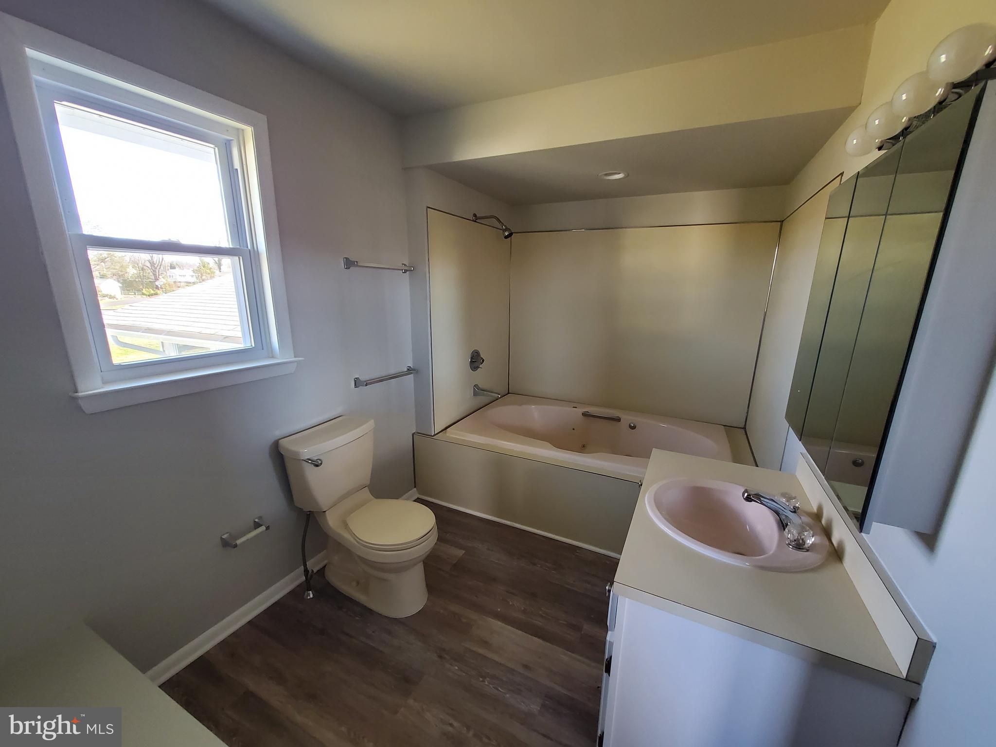 916 Thornton Road Horsham, PA 19044 - Photo 30 of 38 In-law full bath