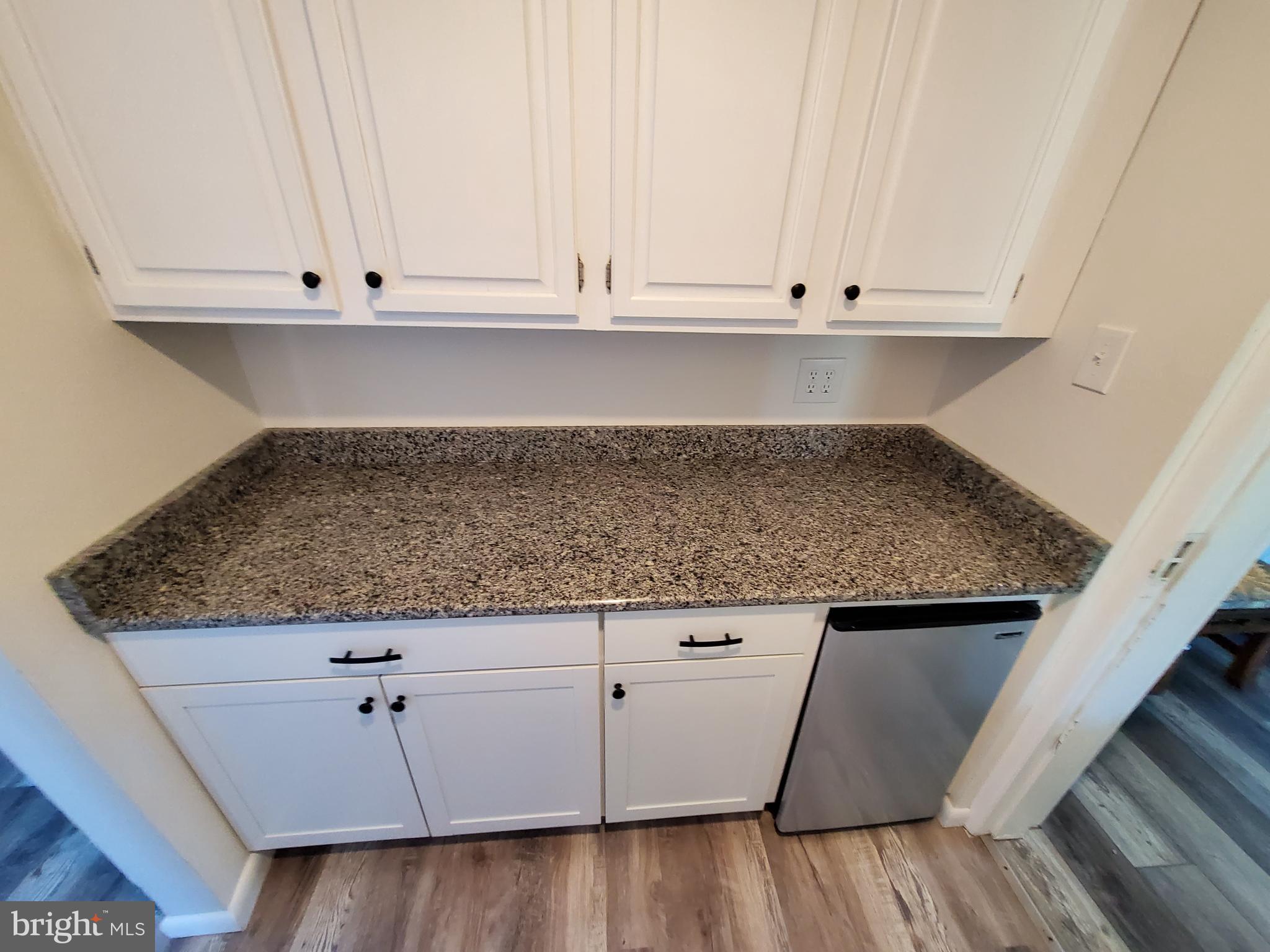 916 Thornton Road Horsham, PA 19044 - Photo 35 of 38 In-law Kitchenette
