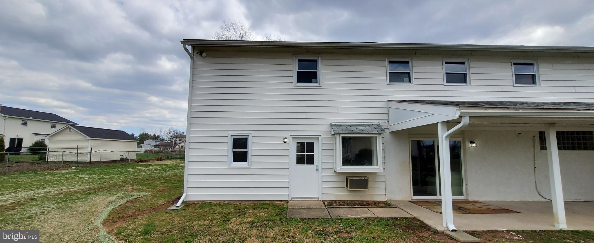 916 Thornton Road Horsham, PA 19044 - Photo 6 of 38 In-law Suite
