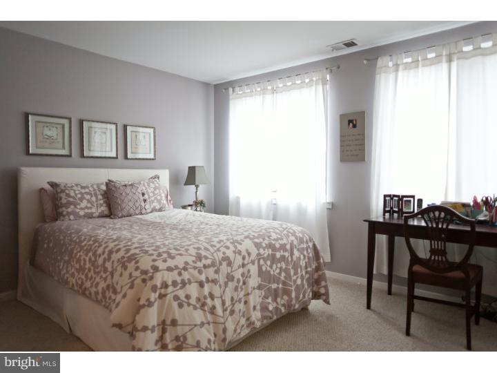 405 Brown Street, Unit R Philadelphia, PA 19123 - Photo 15 of 24 Gallery Image 15