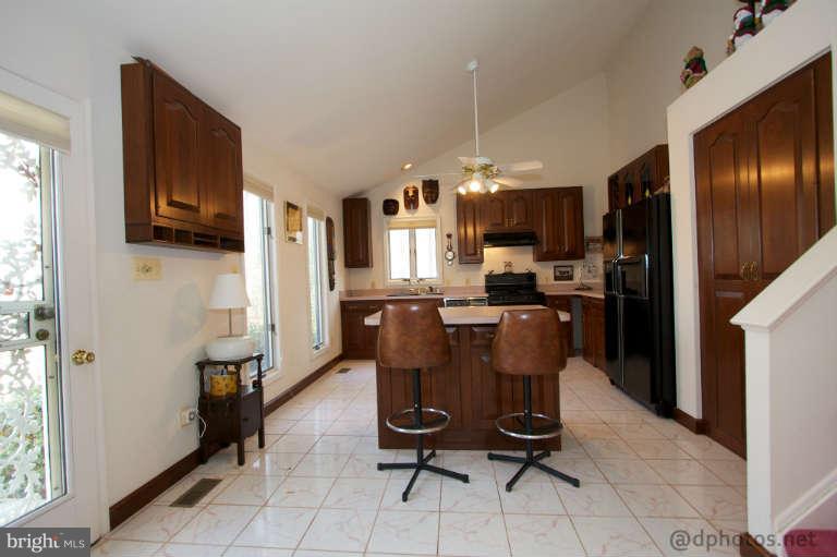 3313 Brinegar Road Street, MD 21154 - Photo 2 of 17 Kitchen
