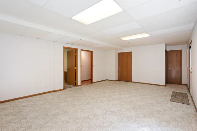 $2,700 | 18525 County Road 24, Plymouth, MN 55447