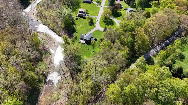 $38,000 | 6562 Colonial Drive, Boston, NY 14025