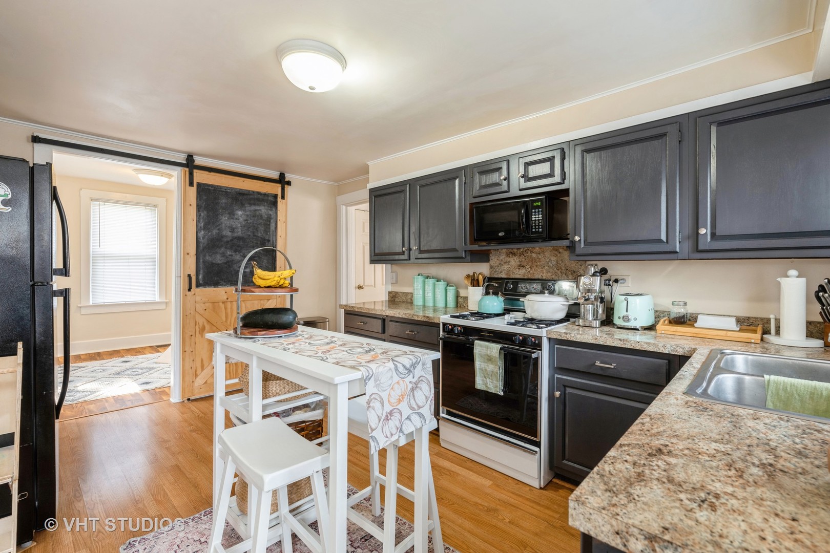 115 Cary Street Cary, IL 60013 - Photo 4 of 13