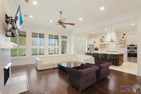 $784,999 | 19890 Southern Hills Avenue, Baton Rouge, LA 70809