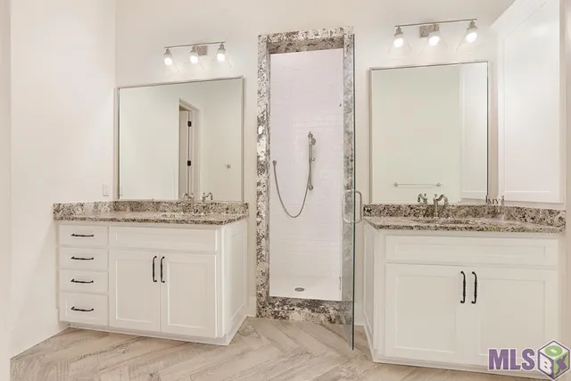 $784,999 | 19890 Southern Hills Avenue, Baton Rouge, LA 70809