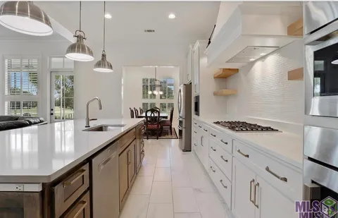 $749,000 | 19890 Southern Hills Avenue, Baton Rouge, LA 70809