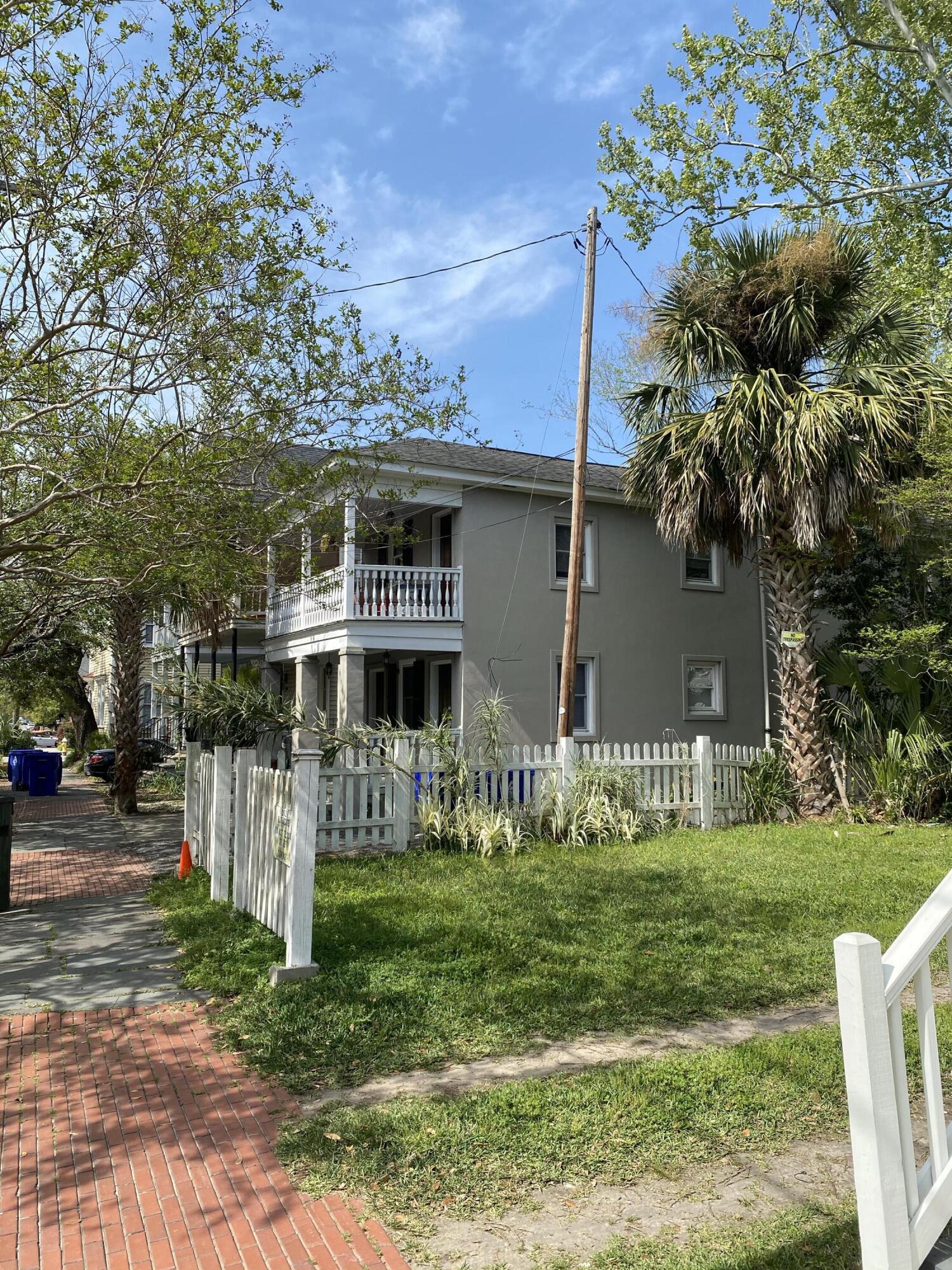264 Rutledge Avenue Charleston, SC 29403 - Photo 1 of 21 FB4196FC-F6F4-4C25-A75C-52584390D209