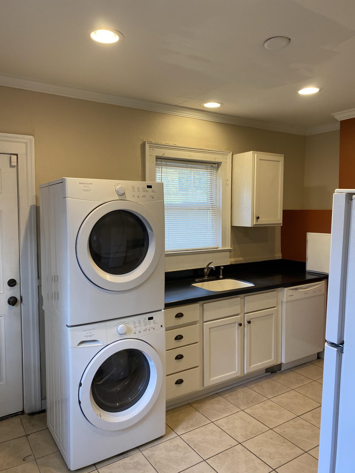 264 Rutledge Avenue Charleston, SC 29403 - Photo 12 of 21 0A2839D8-24D1-4353-951E-47503199171E