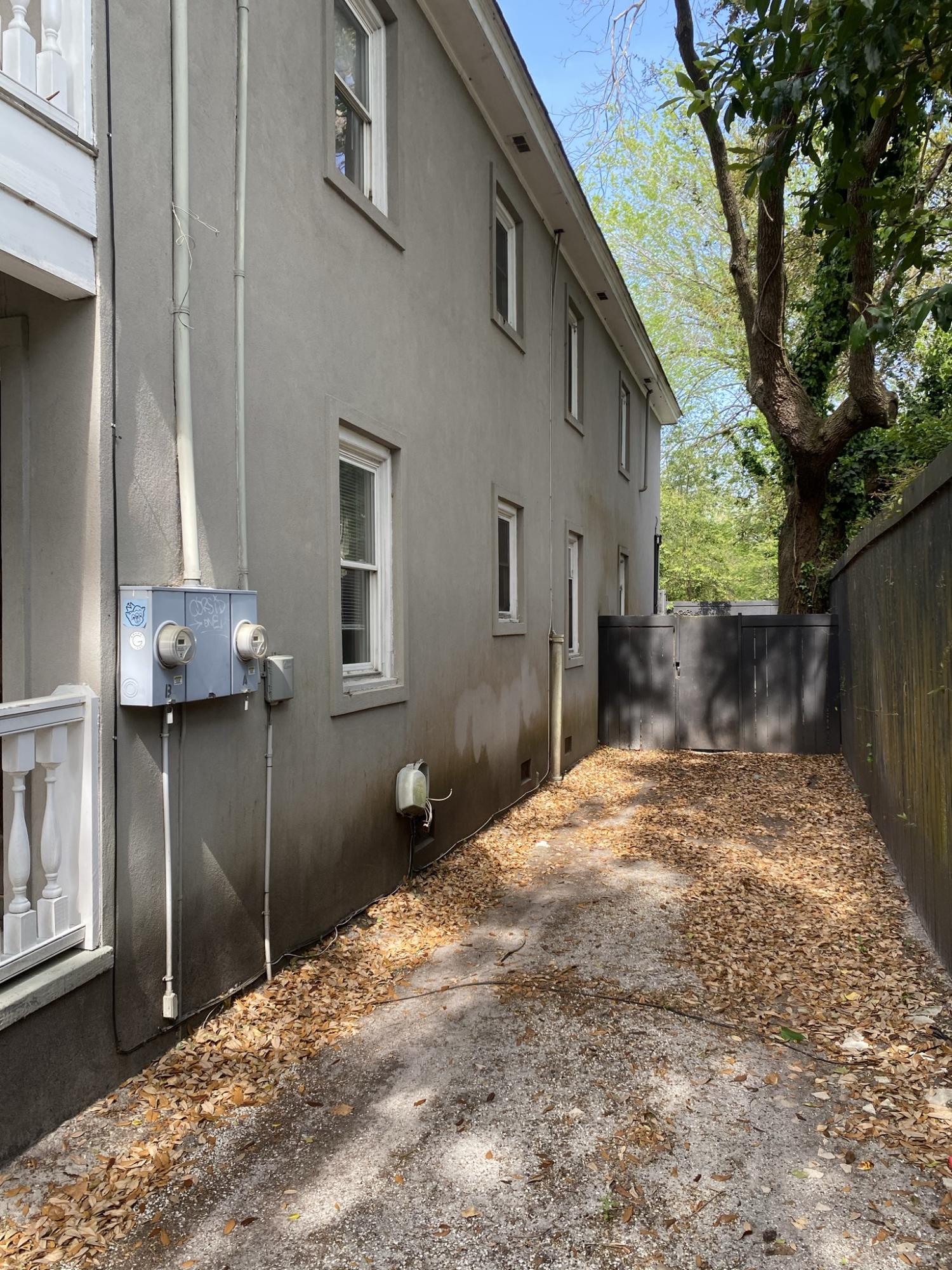 264 Rutledge Avenue Charleston, SC 29403 - Photo 8 of 21 07F92DAA-34E9-4BAB-9BB9-C06FFB200064