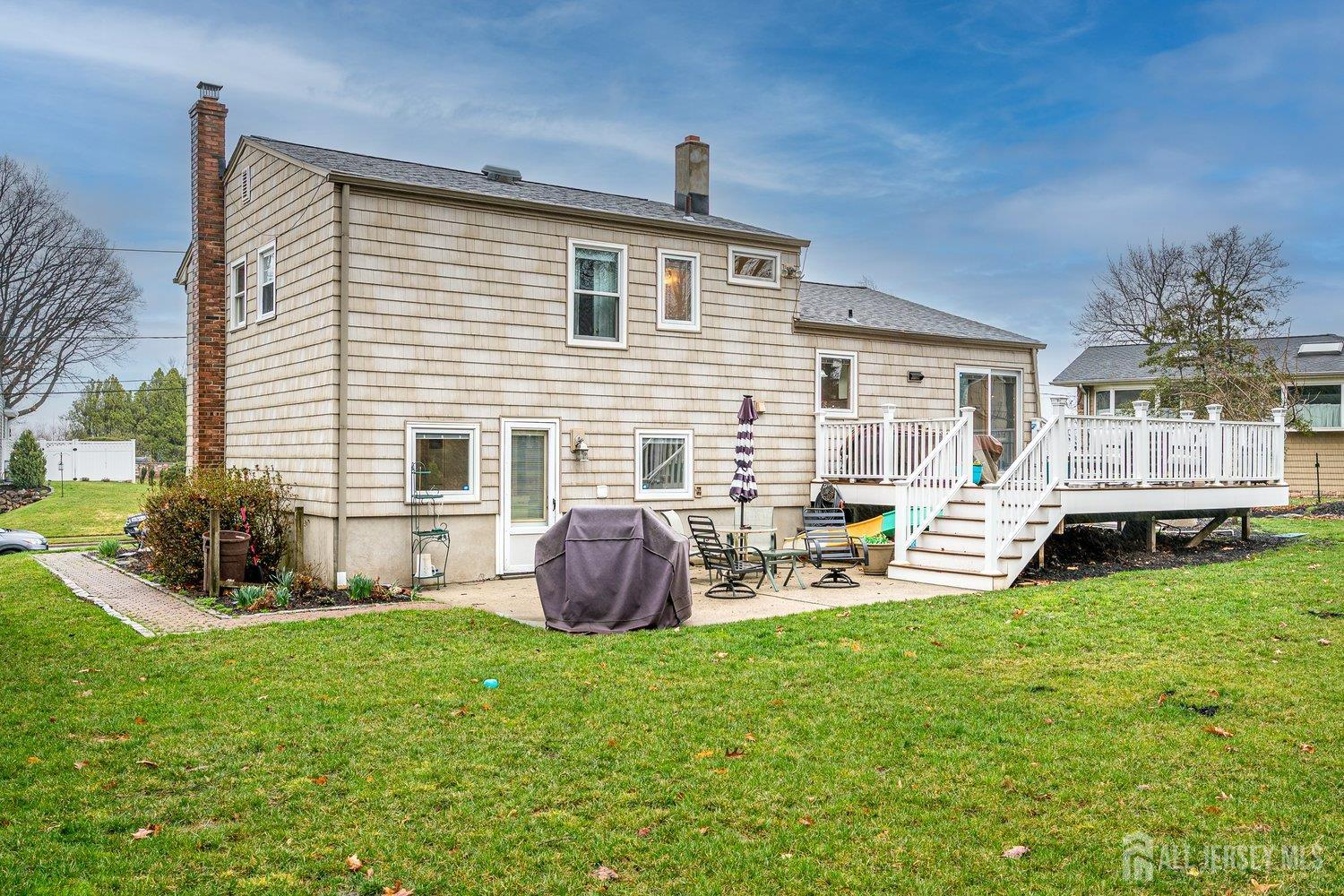 8 Adelphi Court Edison, NJ 08837 - Photo 30 of 36
