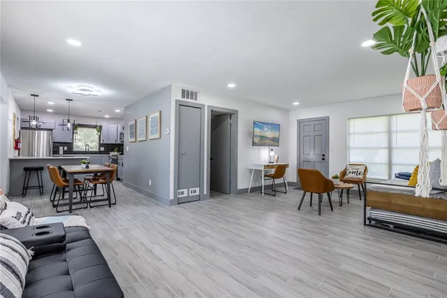 $4,000 | Undisclosed Address, Orlando, FL 32806