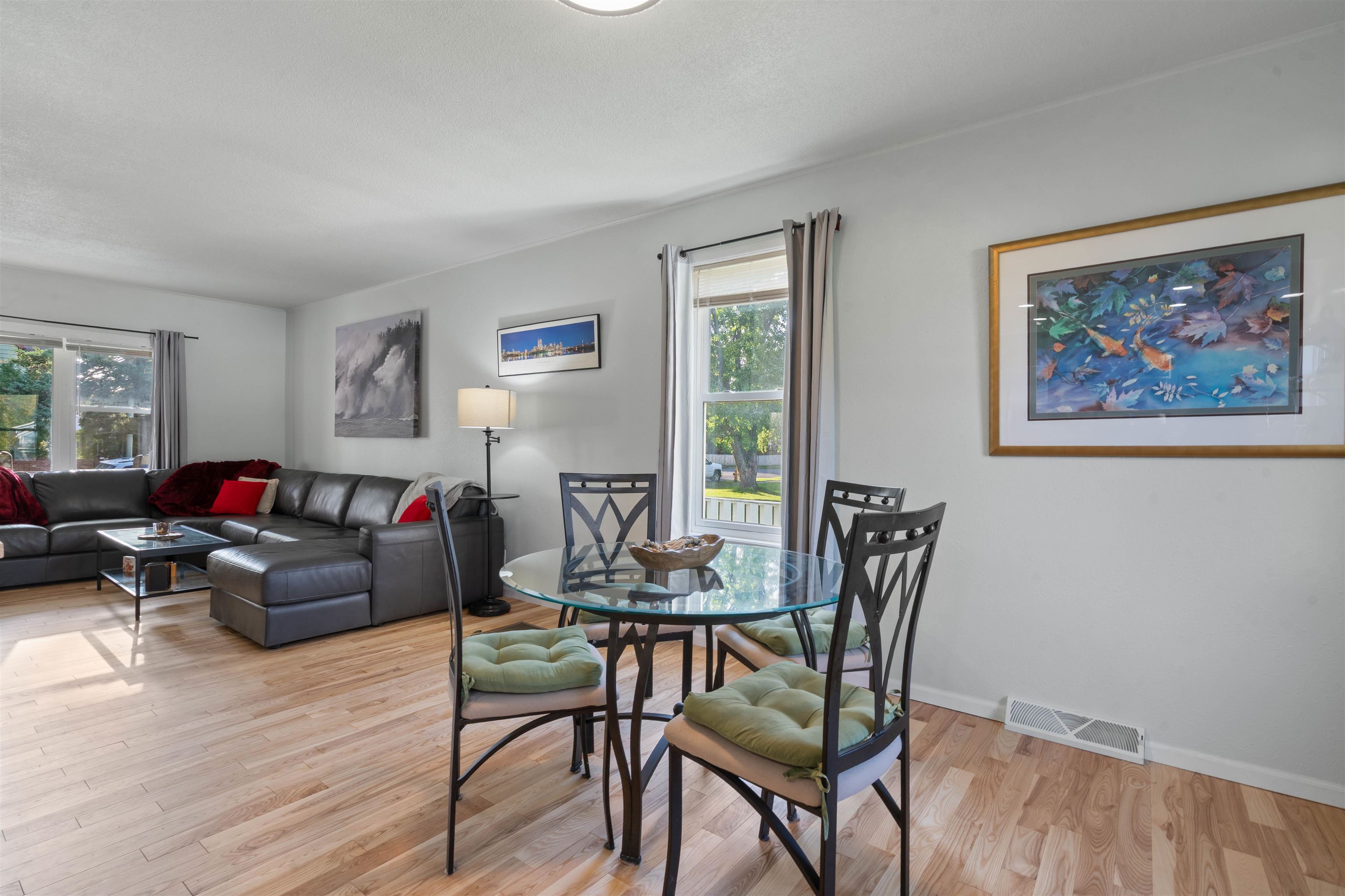 2011 East 6th Street Superior, WI 54880 - Photo 8 of 36