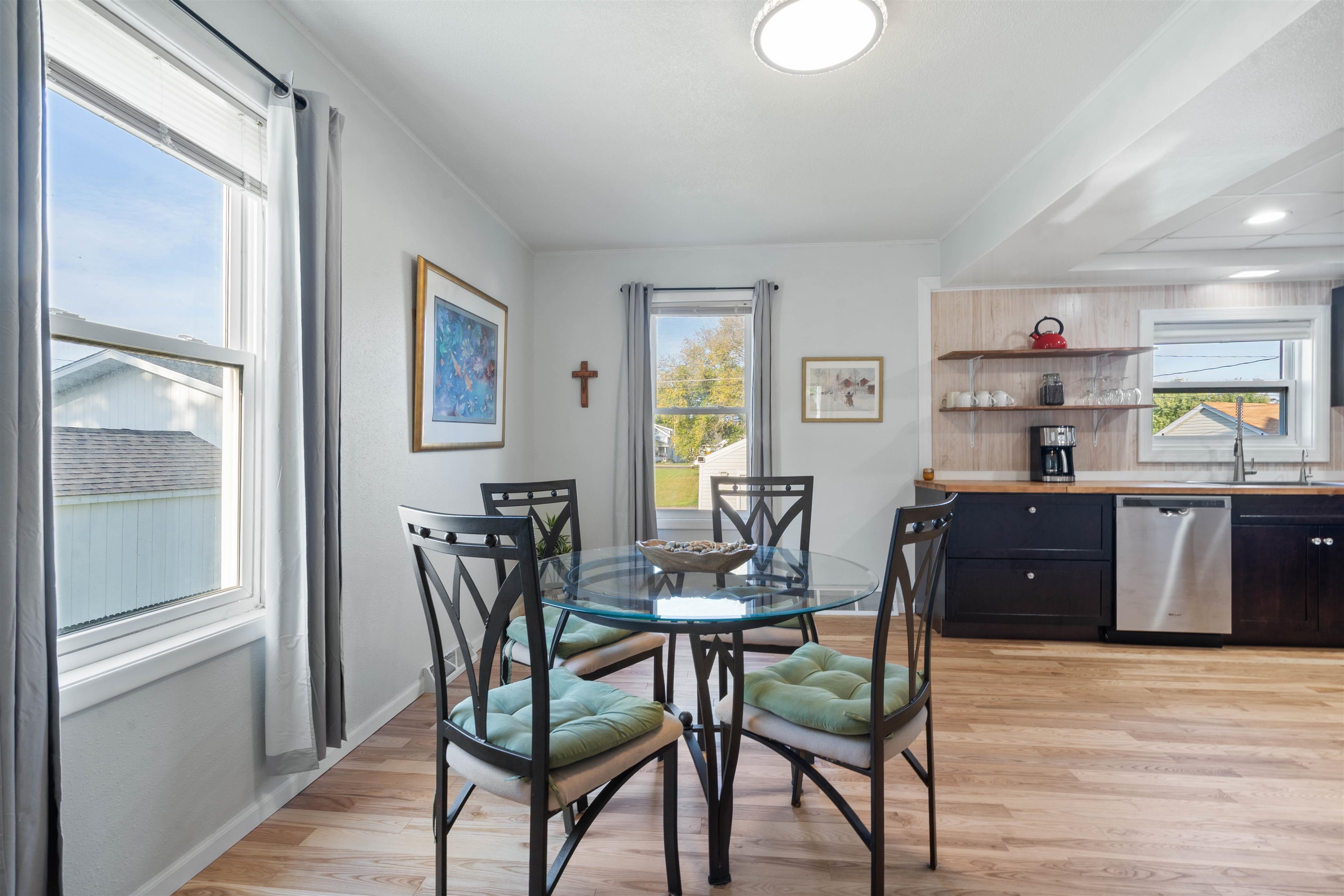 2011 East 6th Street Superior, WI 54880 - Photo 9 of 36