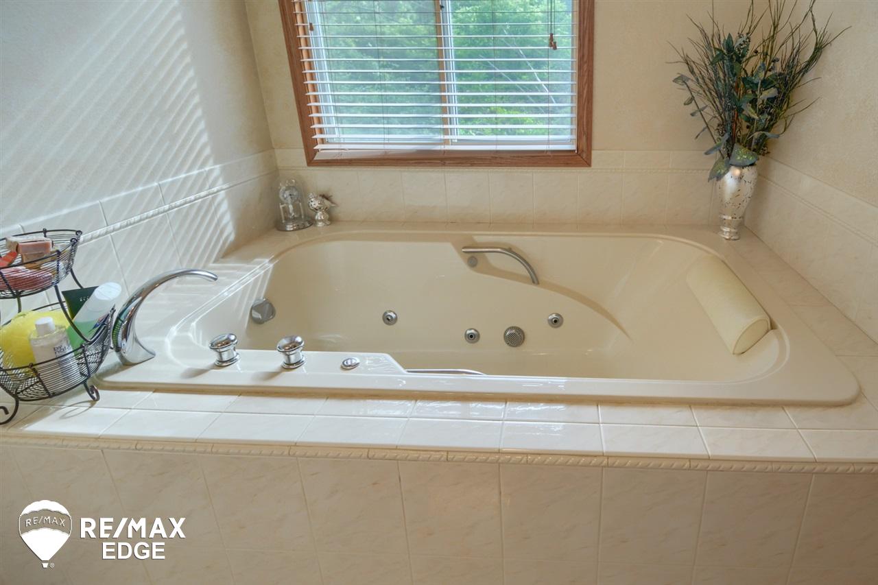 5014 Genesee Road Lapeer, MI 48446 - Photo 50 of 54 21463317-50.JPG