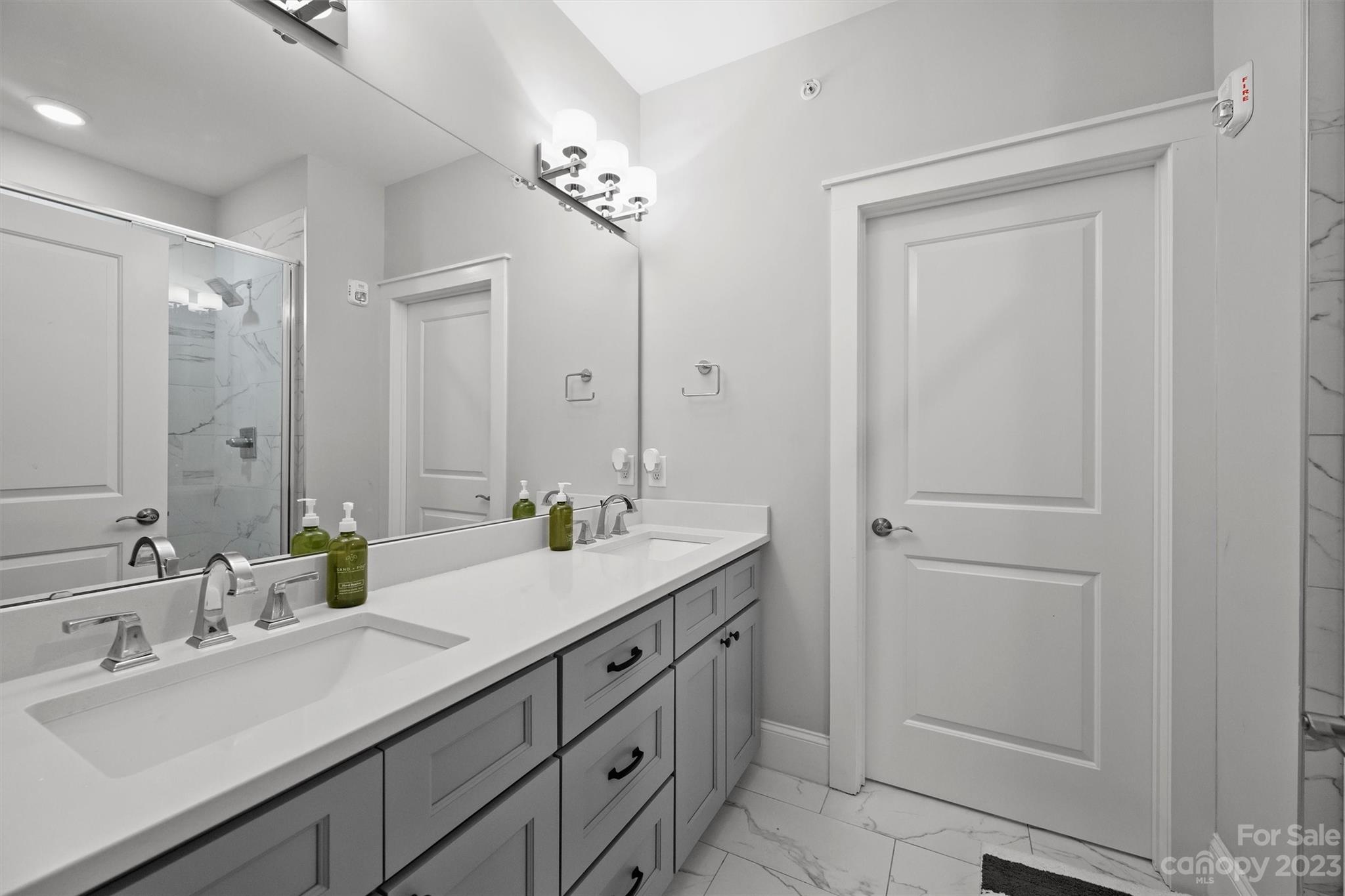 2157 McClintock Road, Unit 212 Charlotte, NC 28205 - Photo 20 of 34 Gallery Image 20