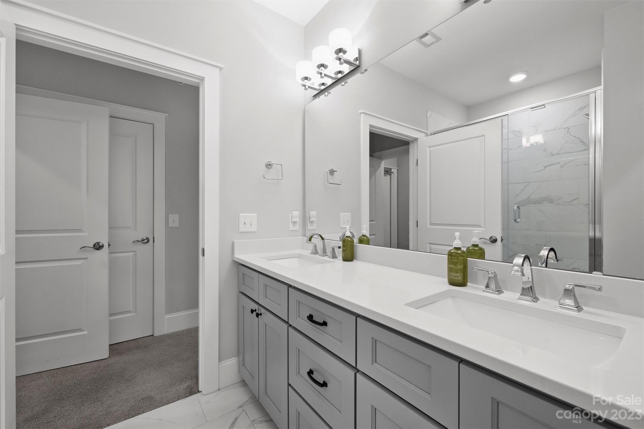 2157 McClintock Road, Unit 212 Charlotte, NC 28205 - Photo 21 of 34 Gallery Image 21