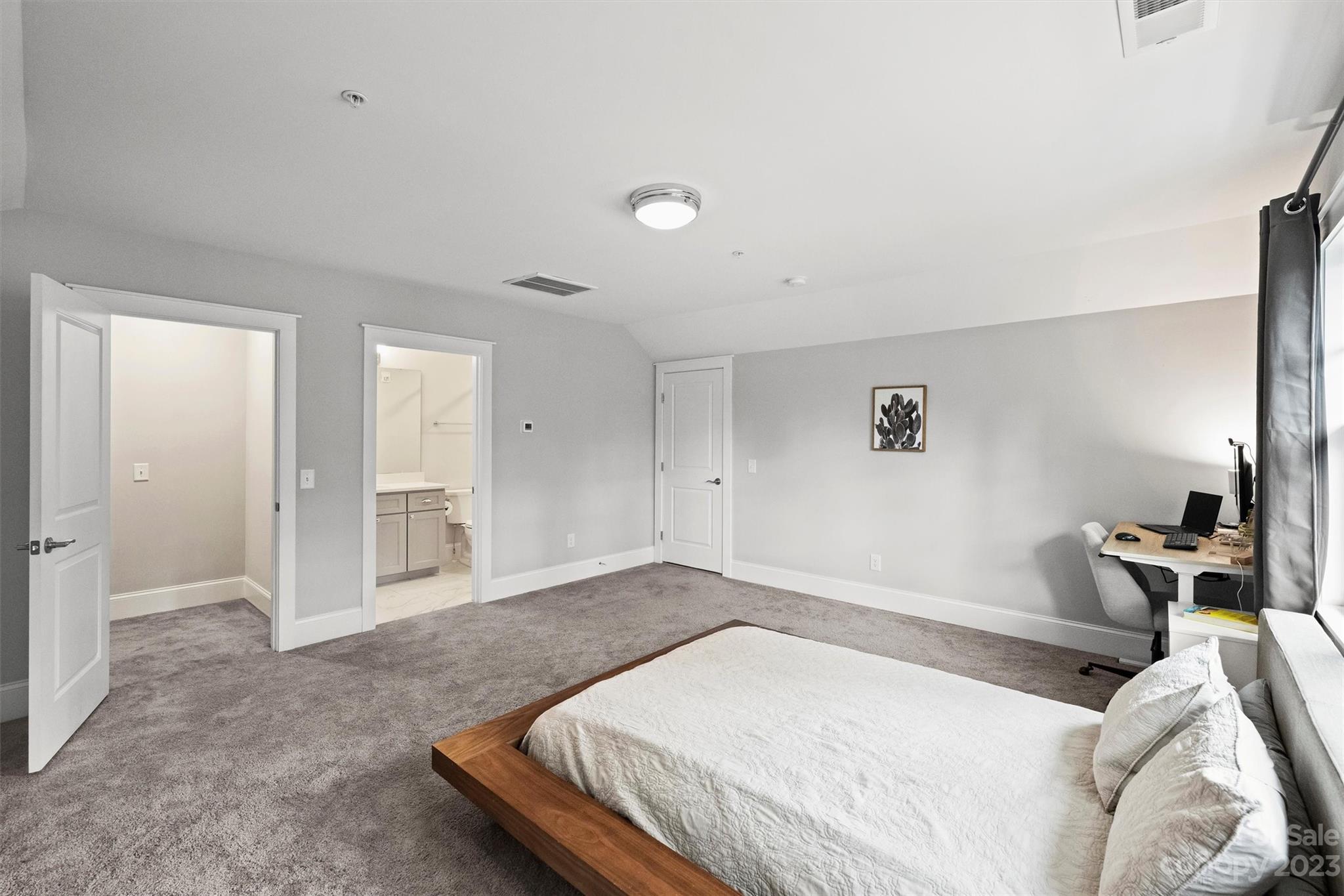 2157 McClintock Road, Unit 212 Charlotte, NC 28205 - Photo 29 of 34 Gallery Image 29