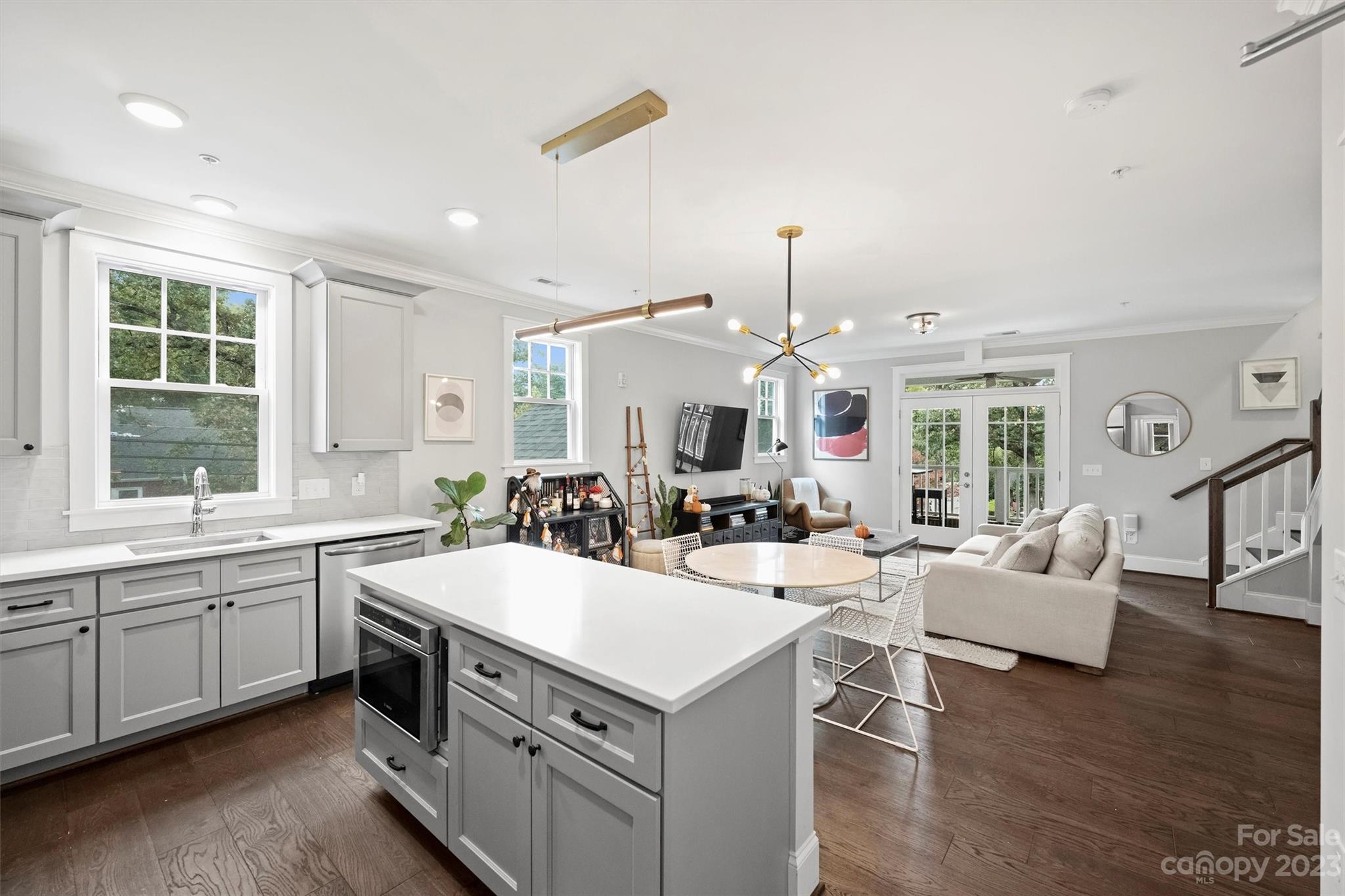 2157 McClintock Road, Unit 212 Charlotte, NC 28205 - Photo 9 of 34 Gallery Image 9