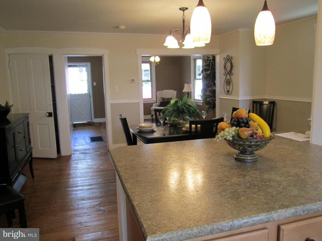 42 Front Street Lititz, PA 17543 - Photo 31 of 35