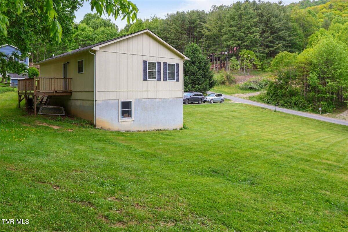 809 Ragan Road Trade, TN 37691 - Photo 38 of 42 38-IMG_7687