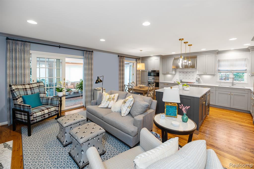 32666 Old Post Road Beverly Hills, MI 48025 - Photo 11 of 39