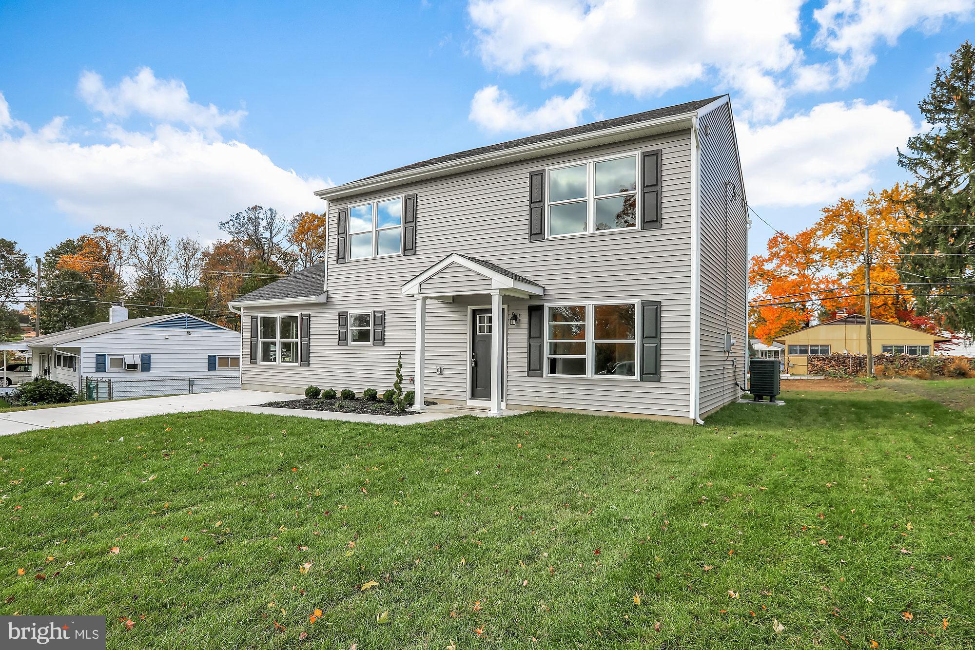 9 Mallow Lane Levittown, PA 19054 - Photo 4 of 31