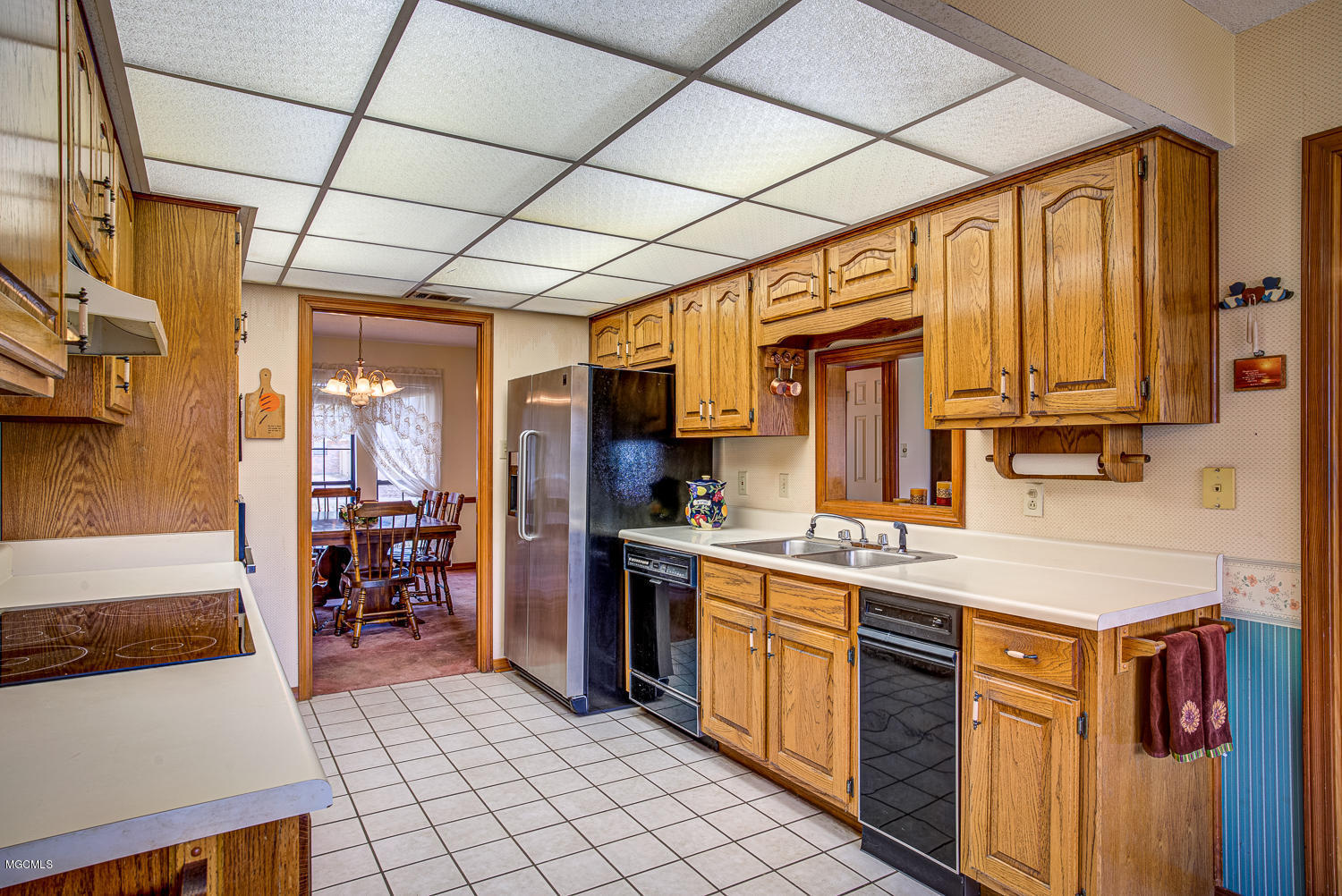 2000 The Wds Road Picayune, MS 39466 - Photo 9 of 18 Kitchen