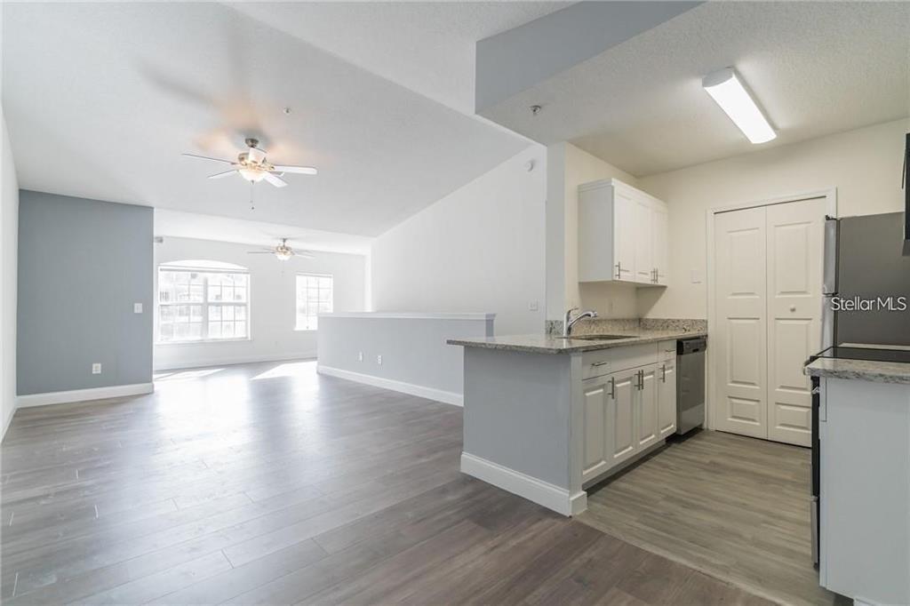 4352 South Kirkman Road, Unit 1202 Orlando, FL 32811 - Photo 4 of 13