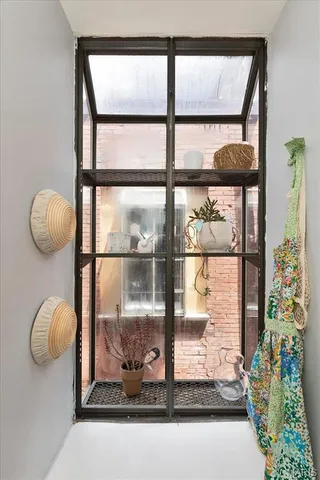 $224,900 | 329 North Boyle Avenue, Unit A, St. Louis, MO 63108