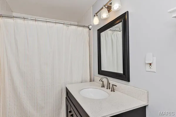 $214,900 | 329 North Boyle Avenue, Unit A, St. Louis, MO 63108