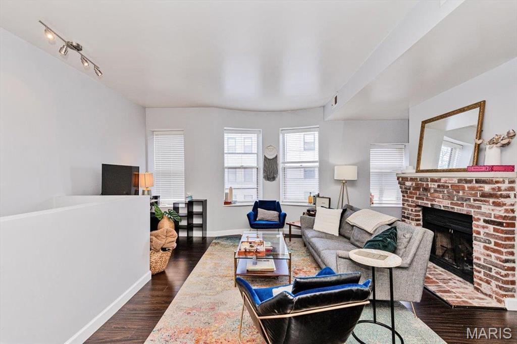 329 North Boyle Avenue, Unit A St. Louis, MO 63108 - Photo 5 of 25