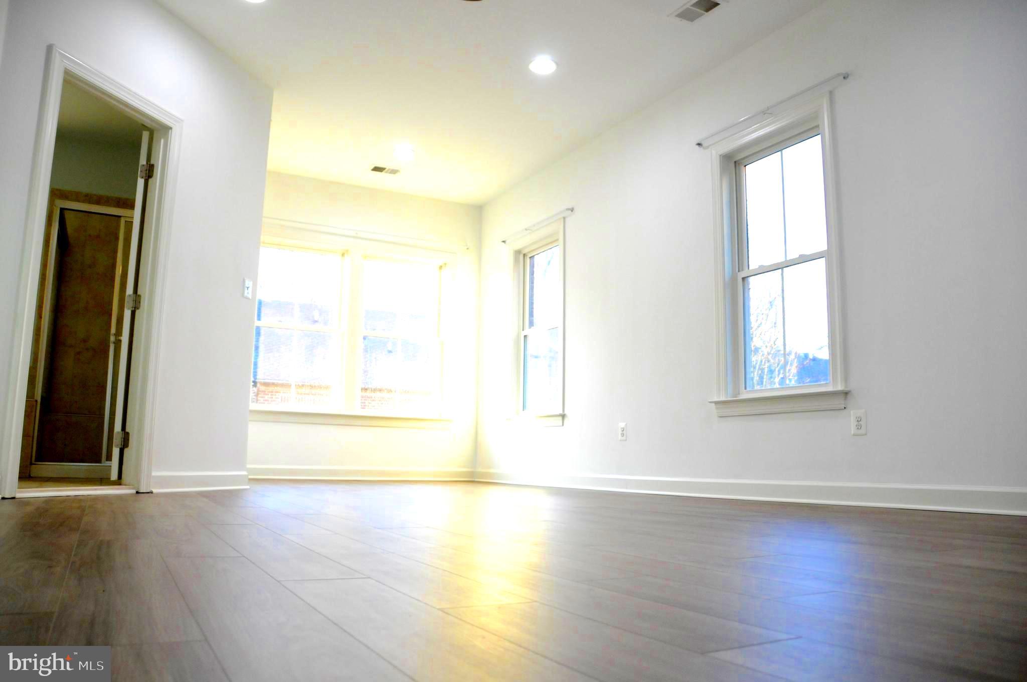 336 Grand Street Gaithersburg, MD 20878 - Photo 23 of 28 Master Bed Room